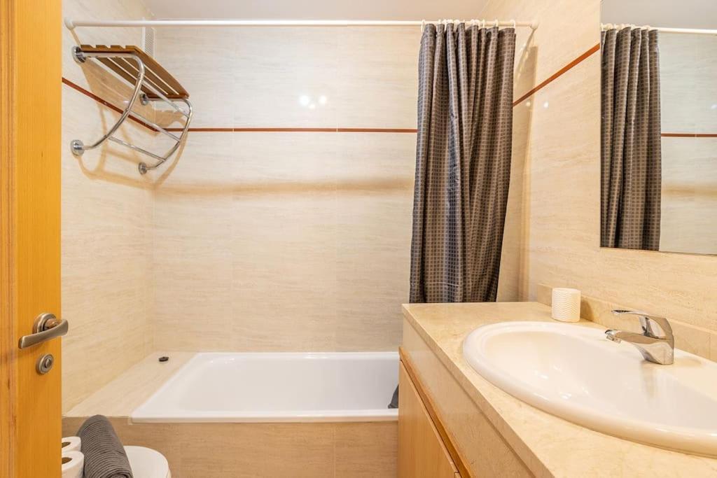 Apartament Penthouse With Jacuzzi And Spectacular Sea Views Nerja Zewnętrze zdjęcie